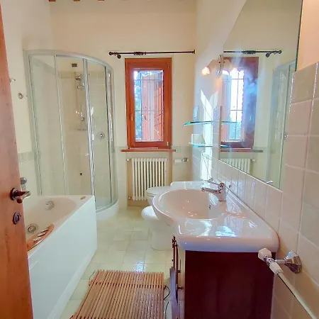 Tatil Evi Adele